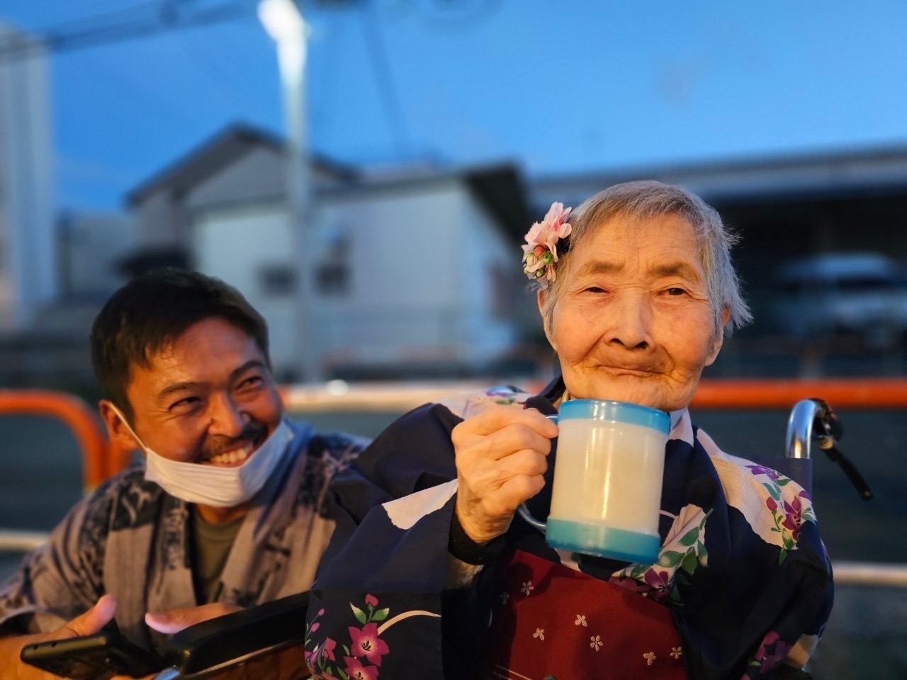 8月の行事では、誕生会と花火大会を合同で開催いたしました。